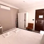 Homelike *